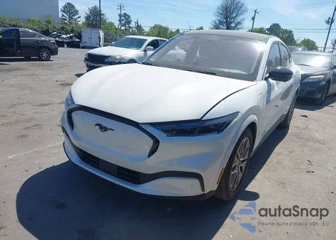 2025 Ford Mustang Mach-E Premium z USA, uszkodzony, nr VIN 3FMTK3SU1SMA02439